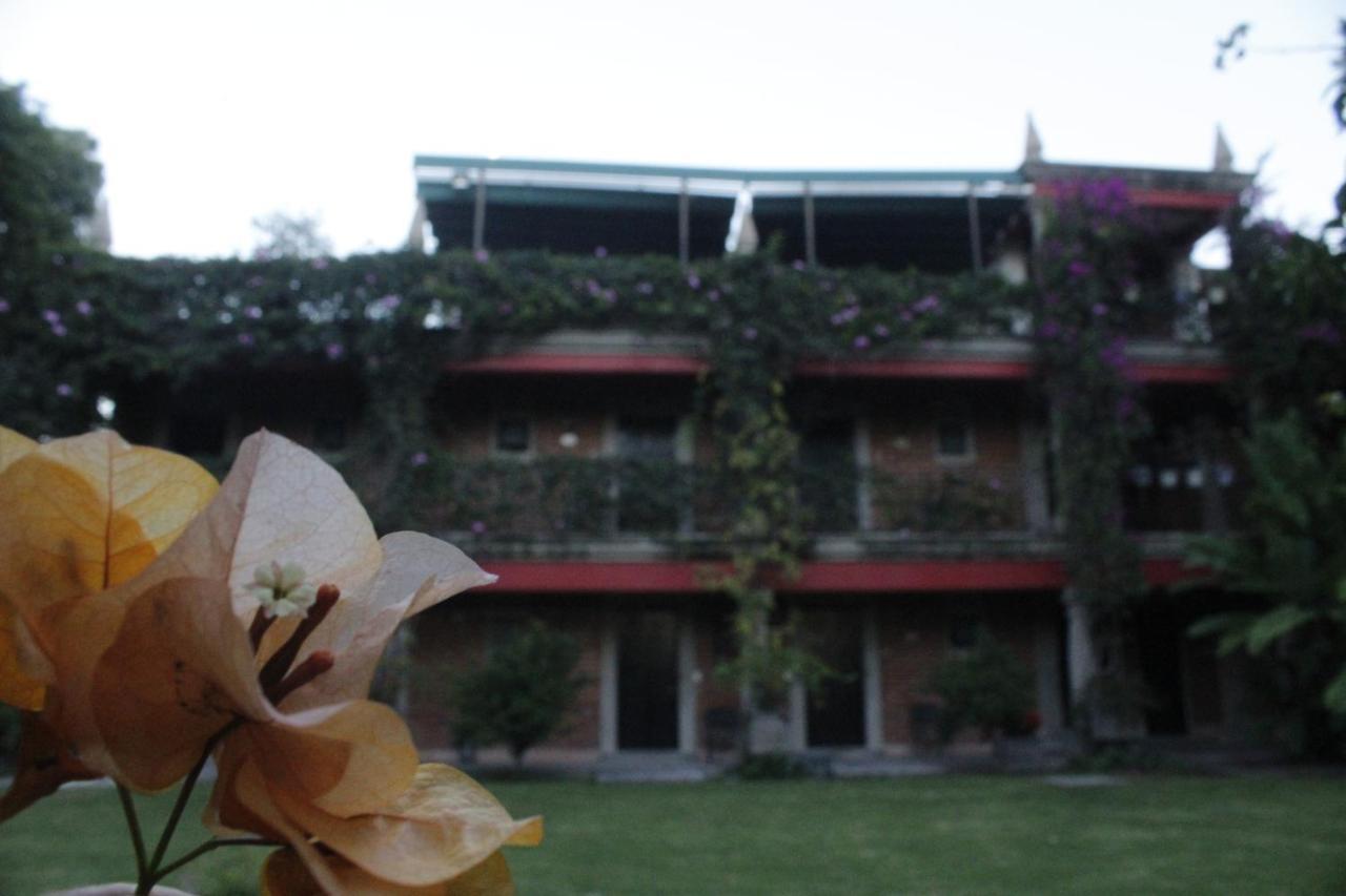 Las Calandrias Hotel Atlixco Exterior photo